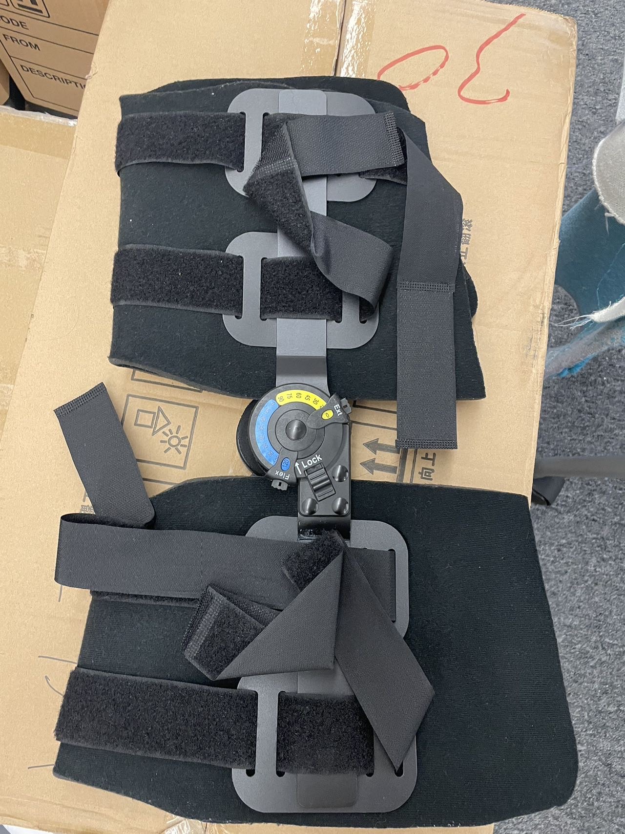 腿部支架