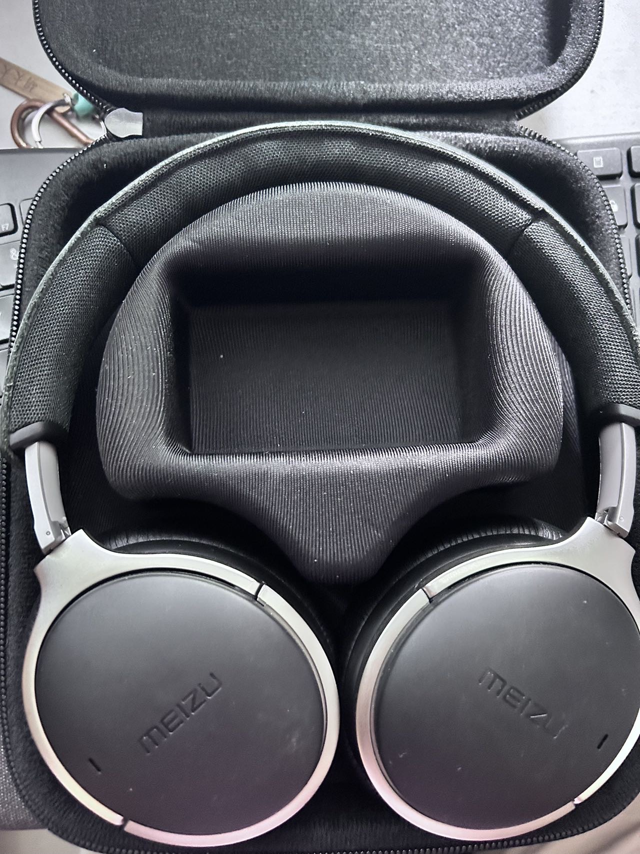 头戴式魅族蓝牙耳机MEIZU HD60