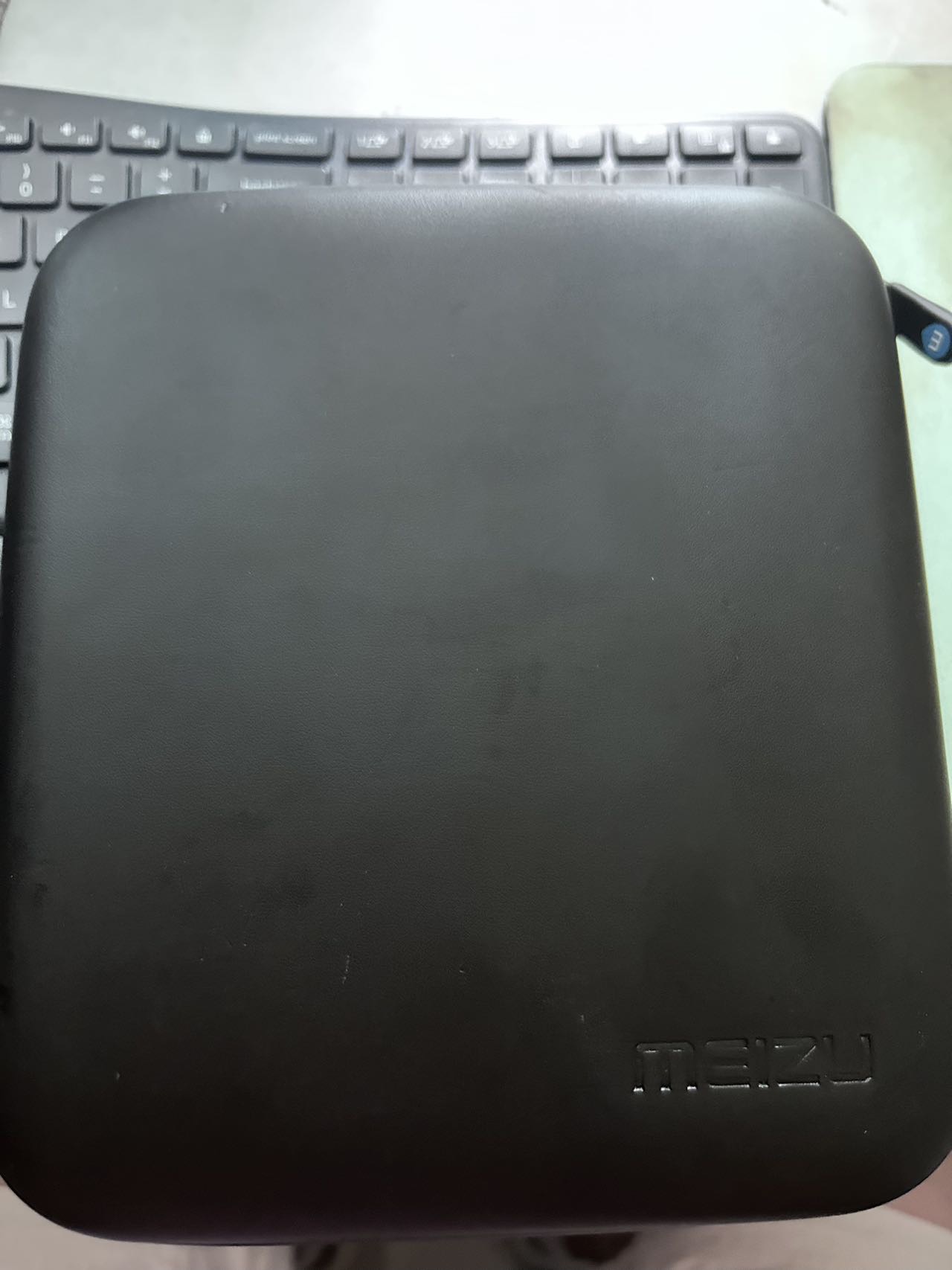 头戴式魅族蓝牙耳机MEIZU HD60