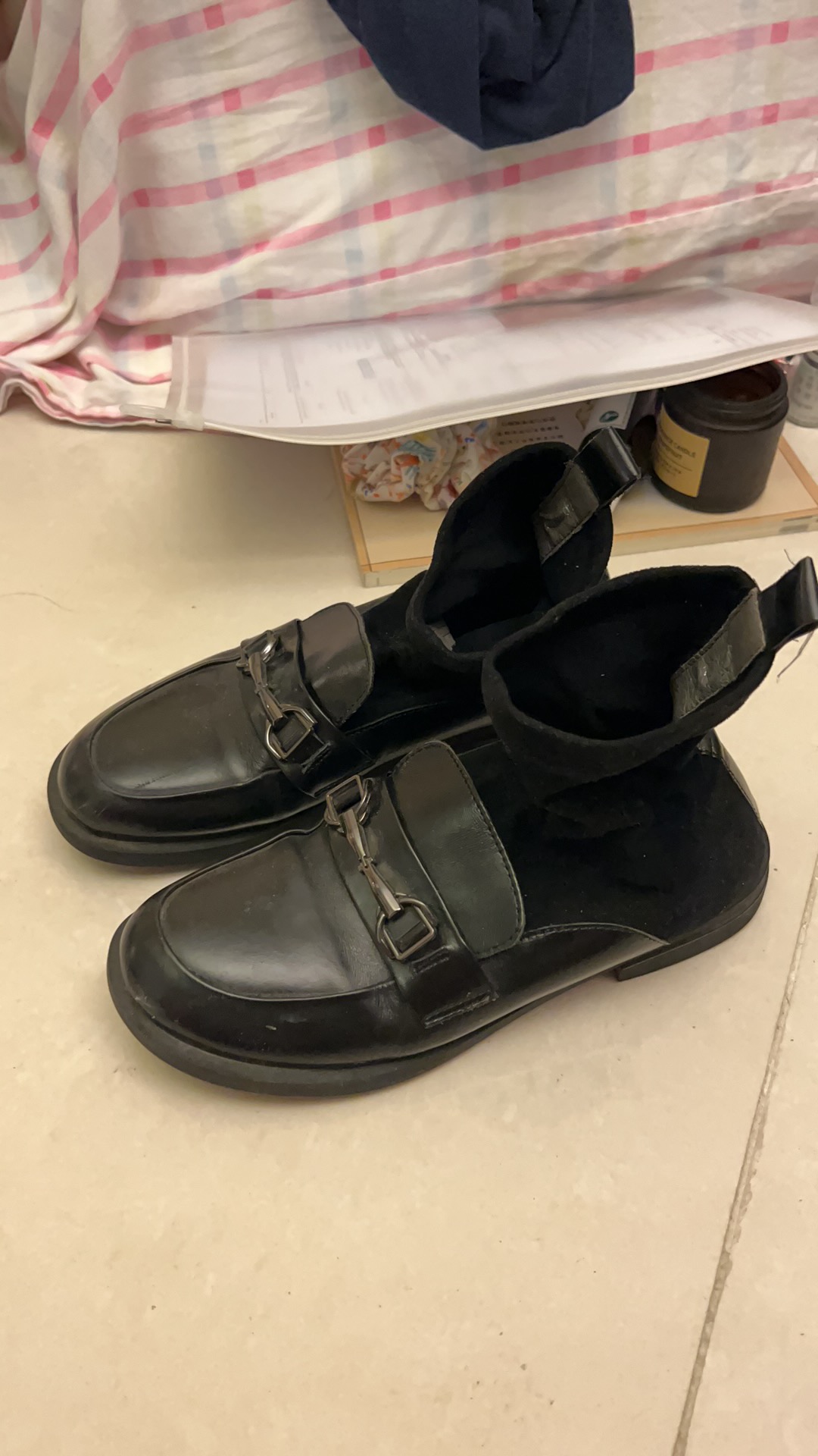 百思图鞋38码