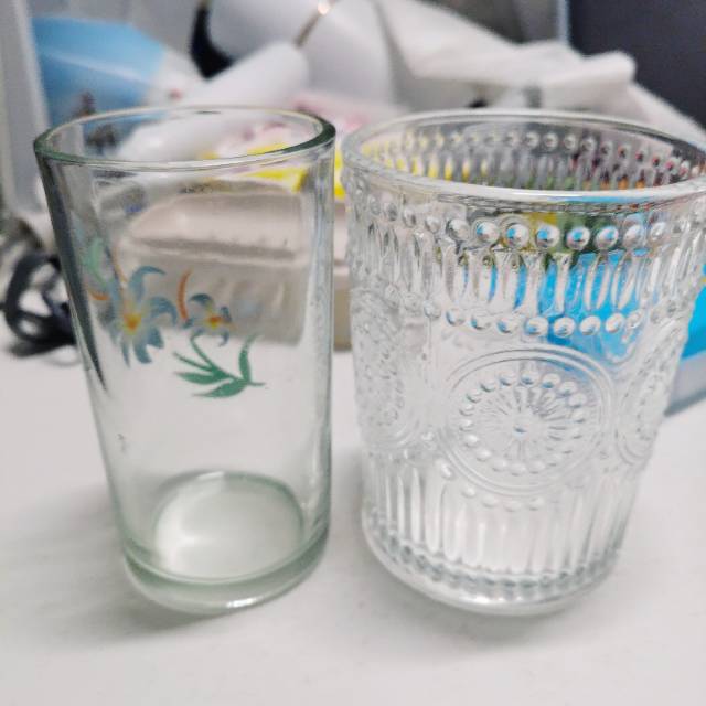 闲置杯子