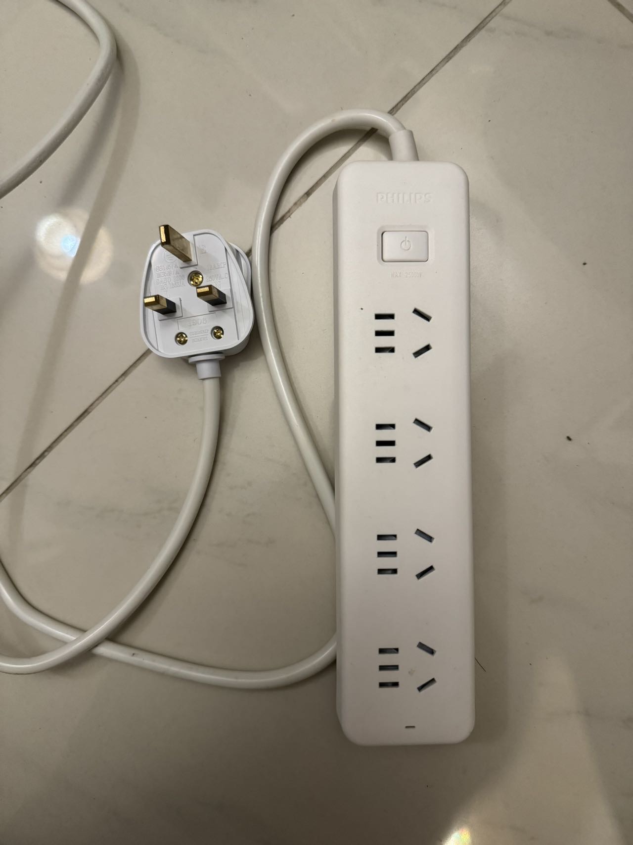 港版插排