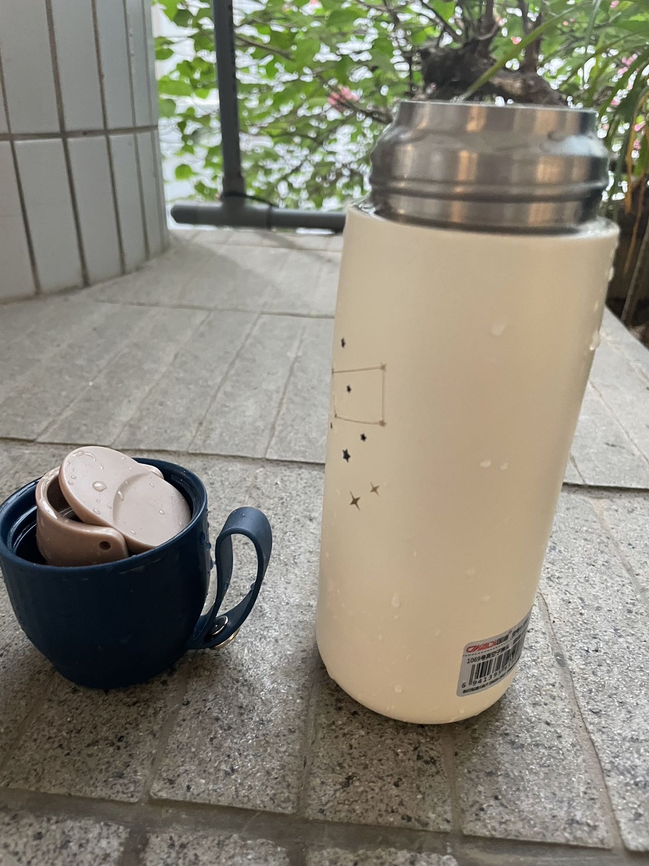 保温杯99新