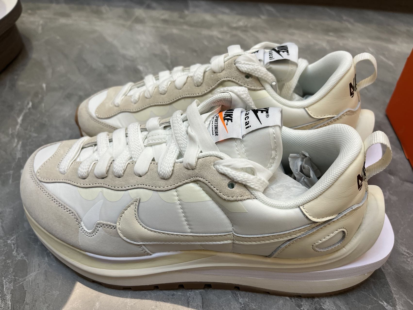 nike sacai鞋