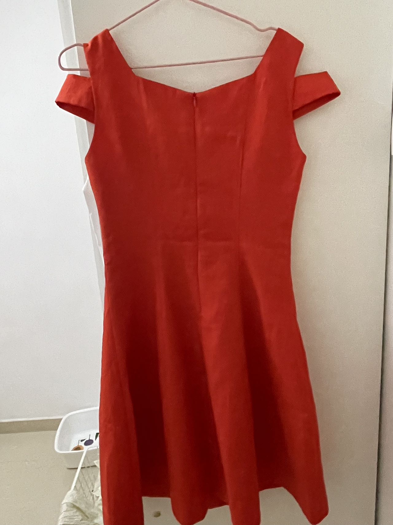 连衣裙 衣服