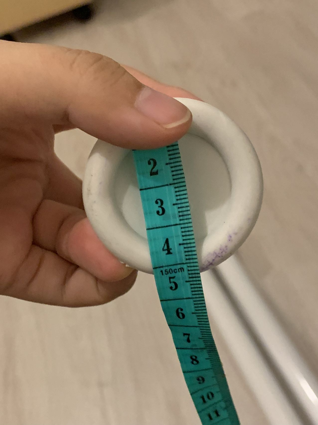 顶天立地杆