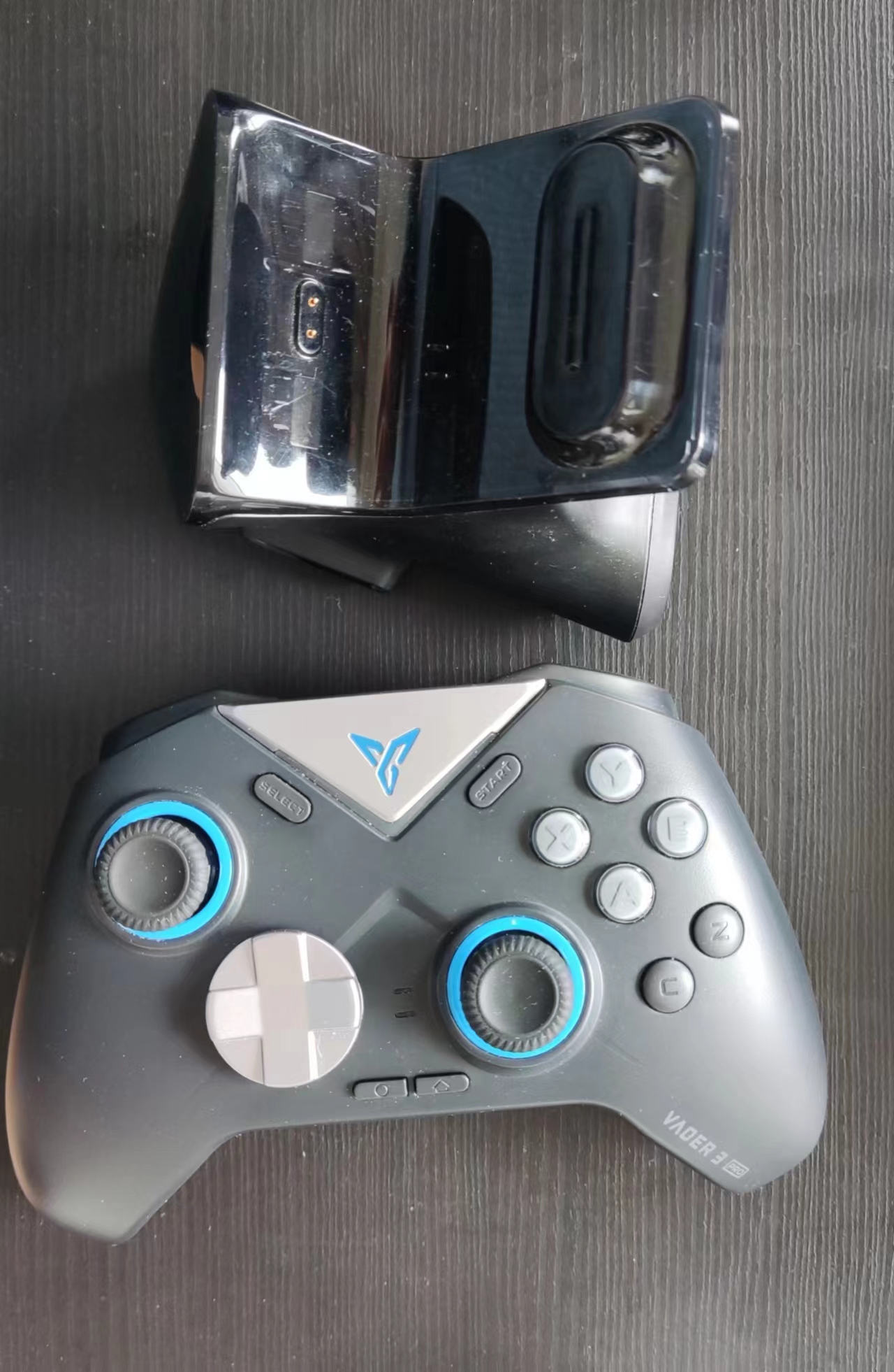 手柄 飞智黑武士3 pro