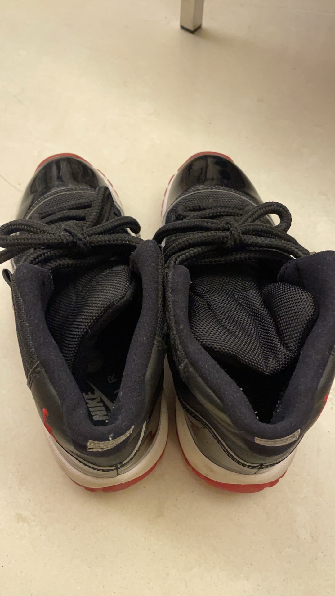 Jordan Air Jordan 11 Bred 季后赛 高帮 复古篮球鞋 GS 黑红2019复刻