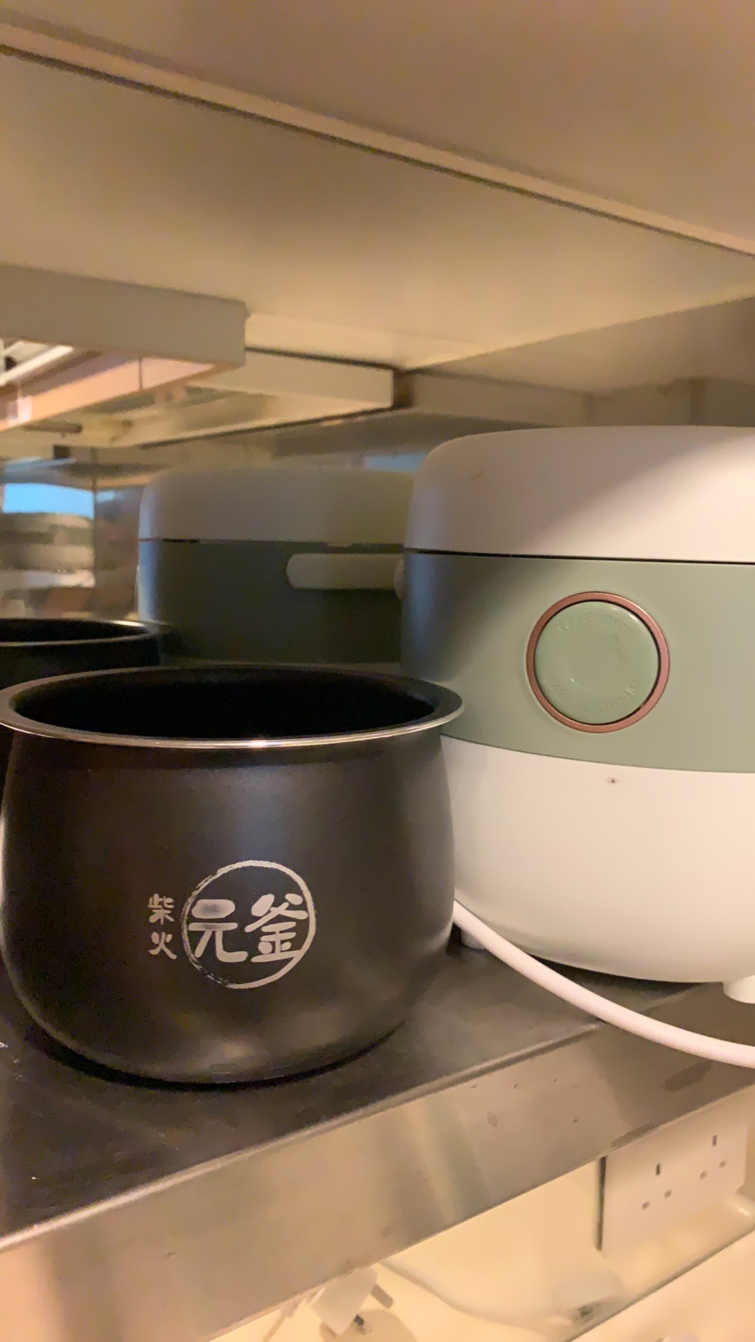 小熊电饭煲
