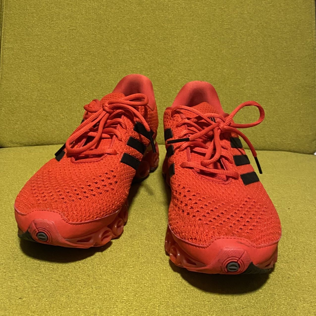 Adidas Microbounce 复古跑步鞋45码