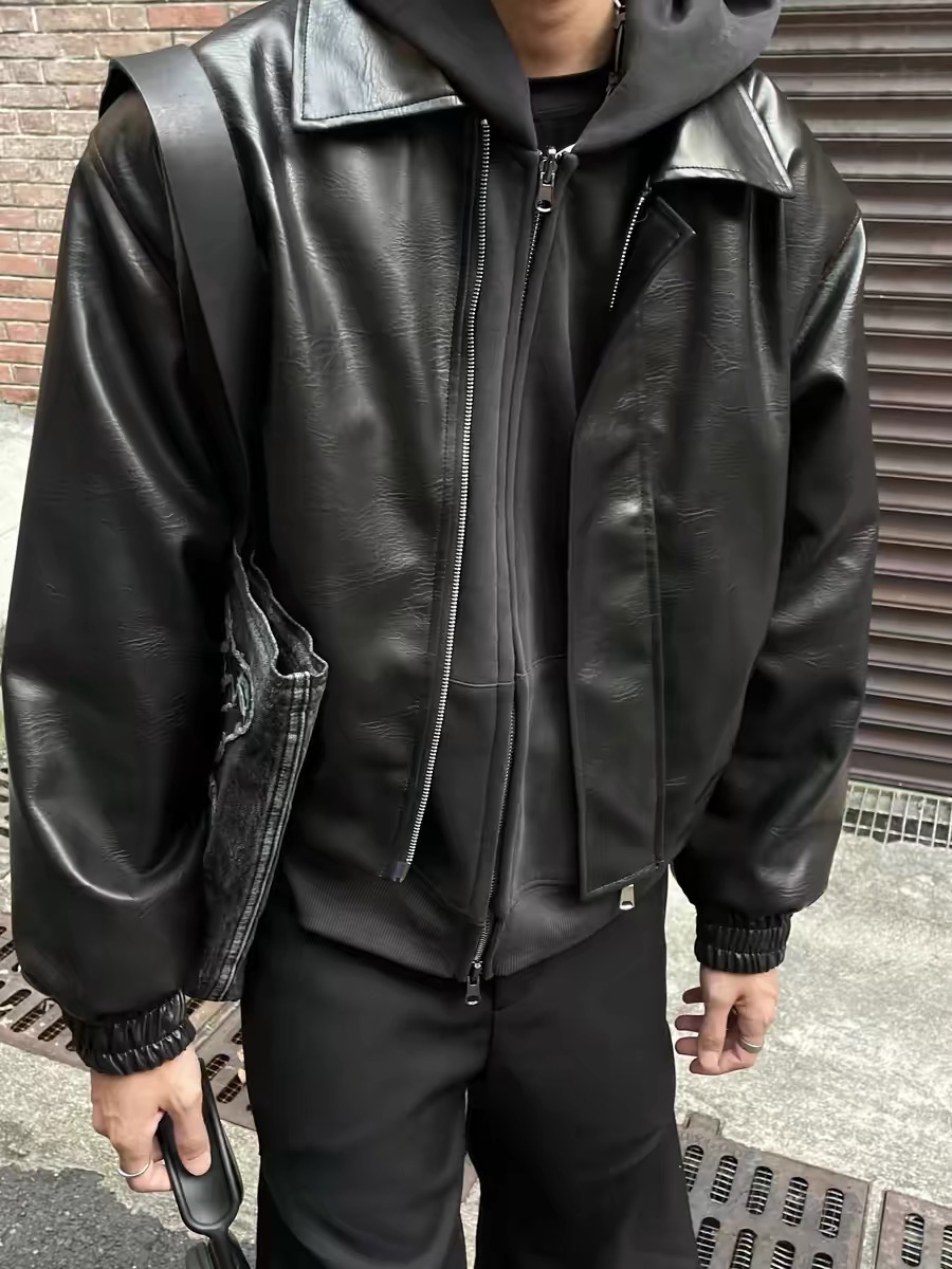 男生垫肩皮夹克