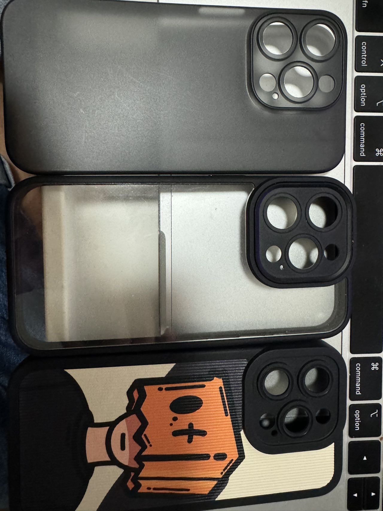 iPhone15 pro手机壳