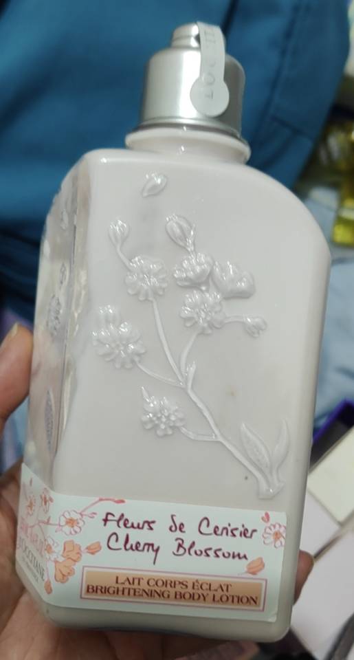 欧舒丹樱花身体乳250ml