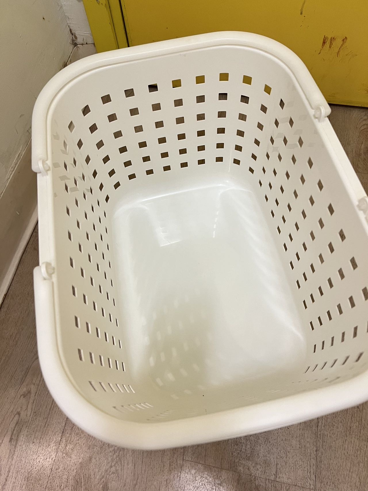 洗衣篓