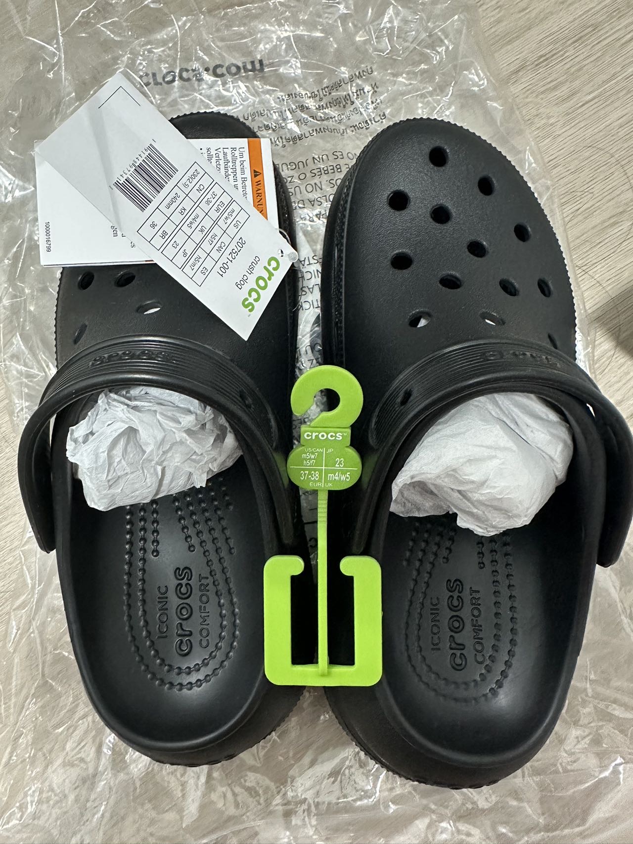crocs泡芙黑
