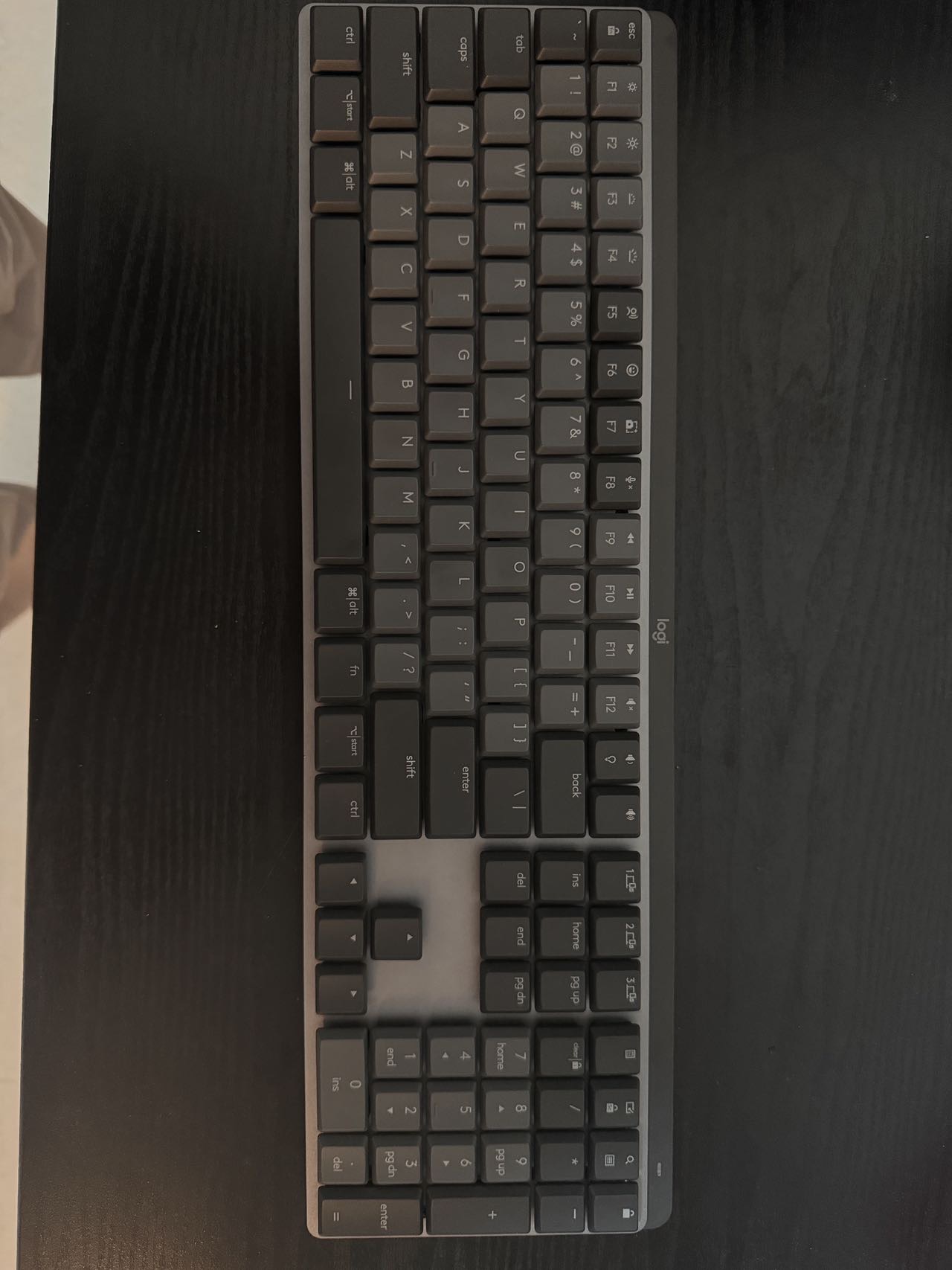 罗技机械键盘
