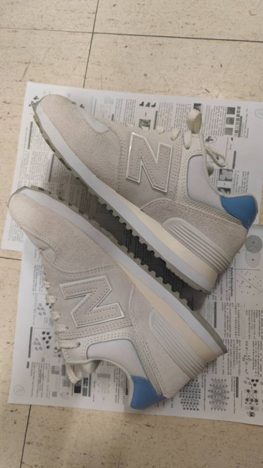 新百伦574