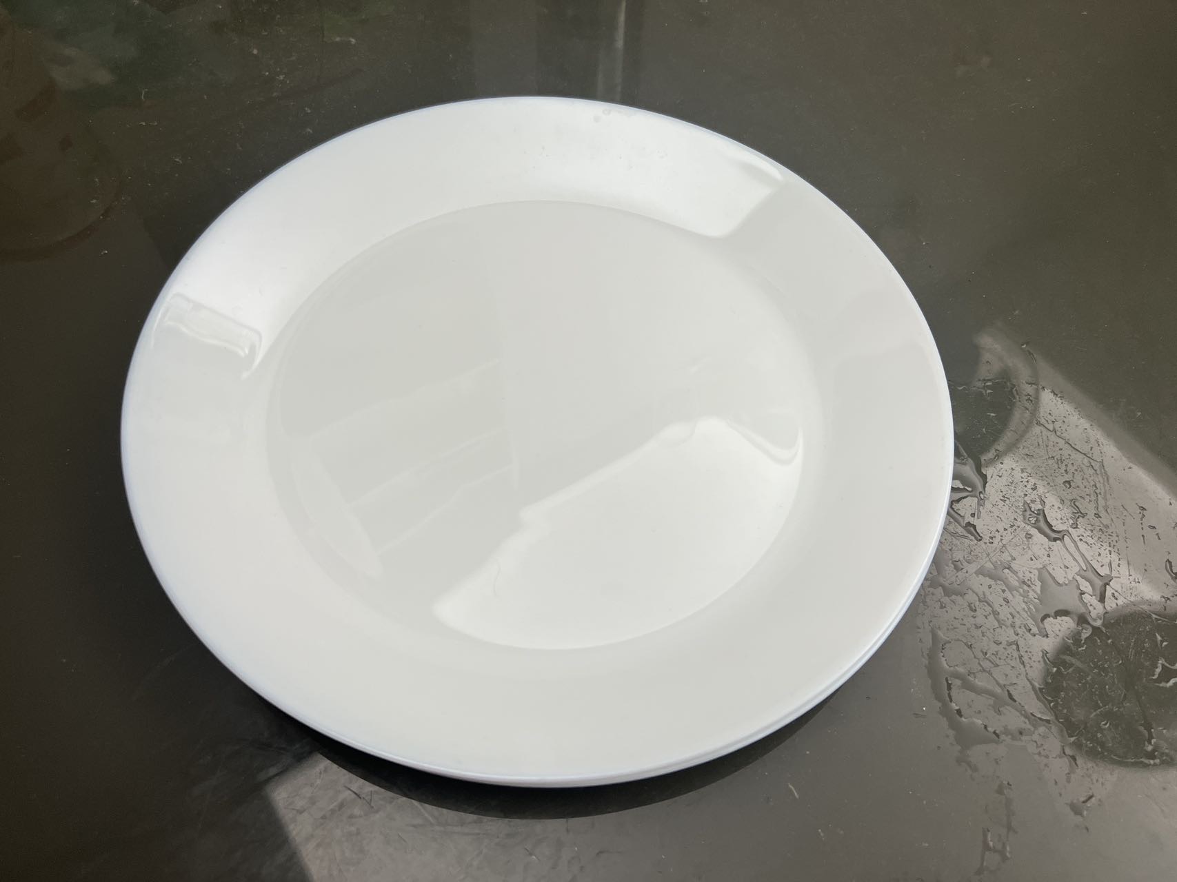 宜家盘子两个