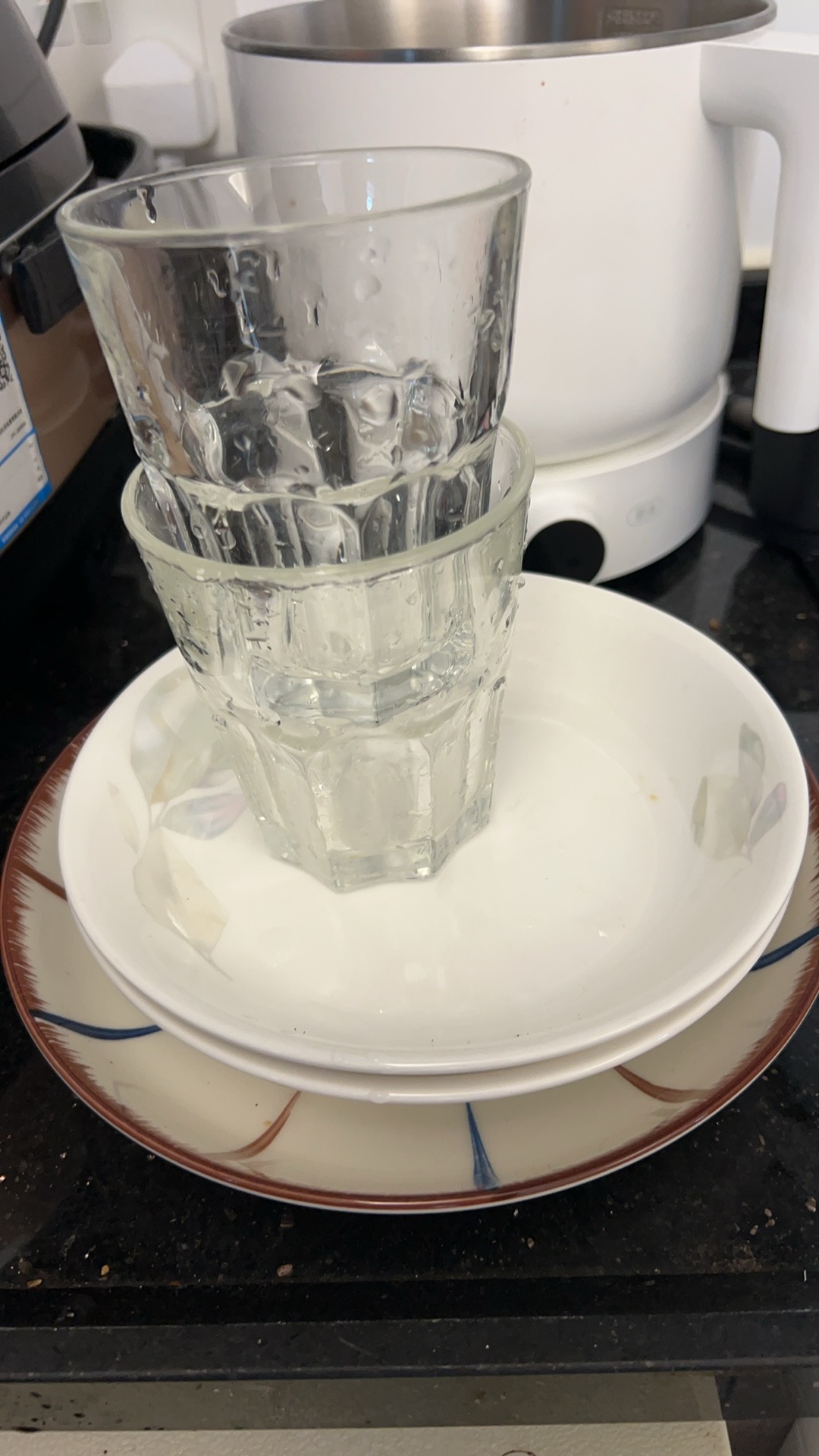 杯子+碟子+筷子+勺子