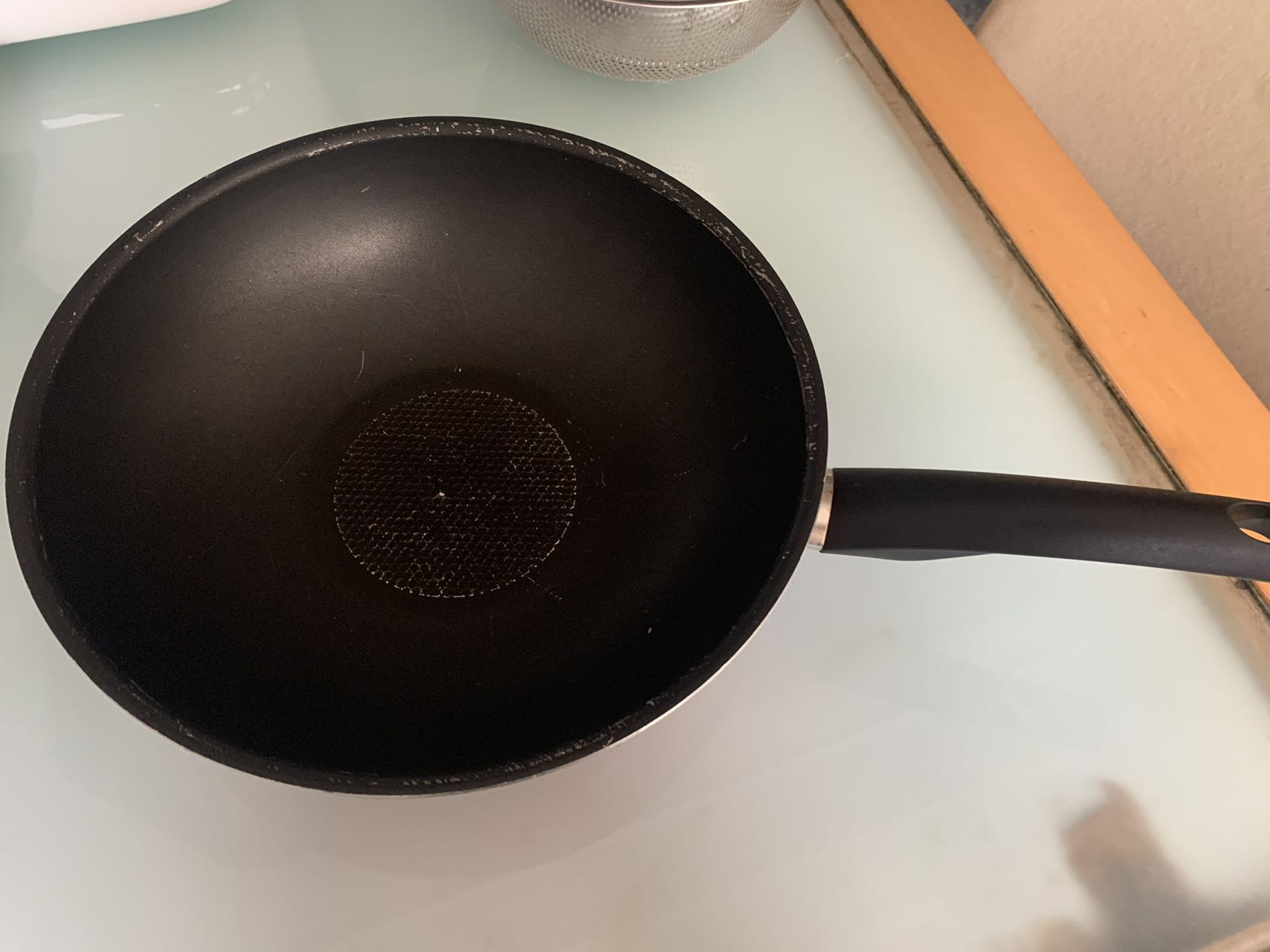 锅 各类锅铲 洗菜漏 玻璃凉水壶 保鲜盒