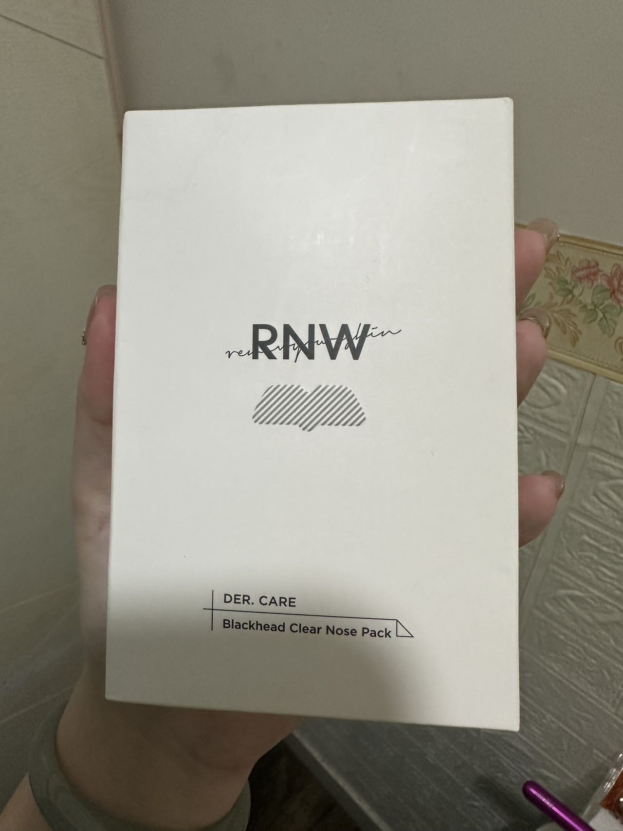 rnw鼻贴