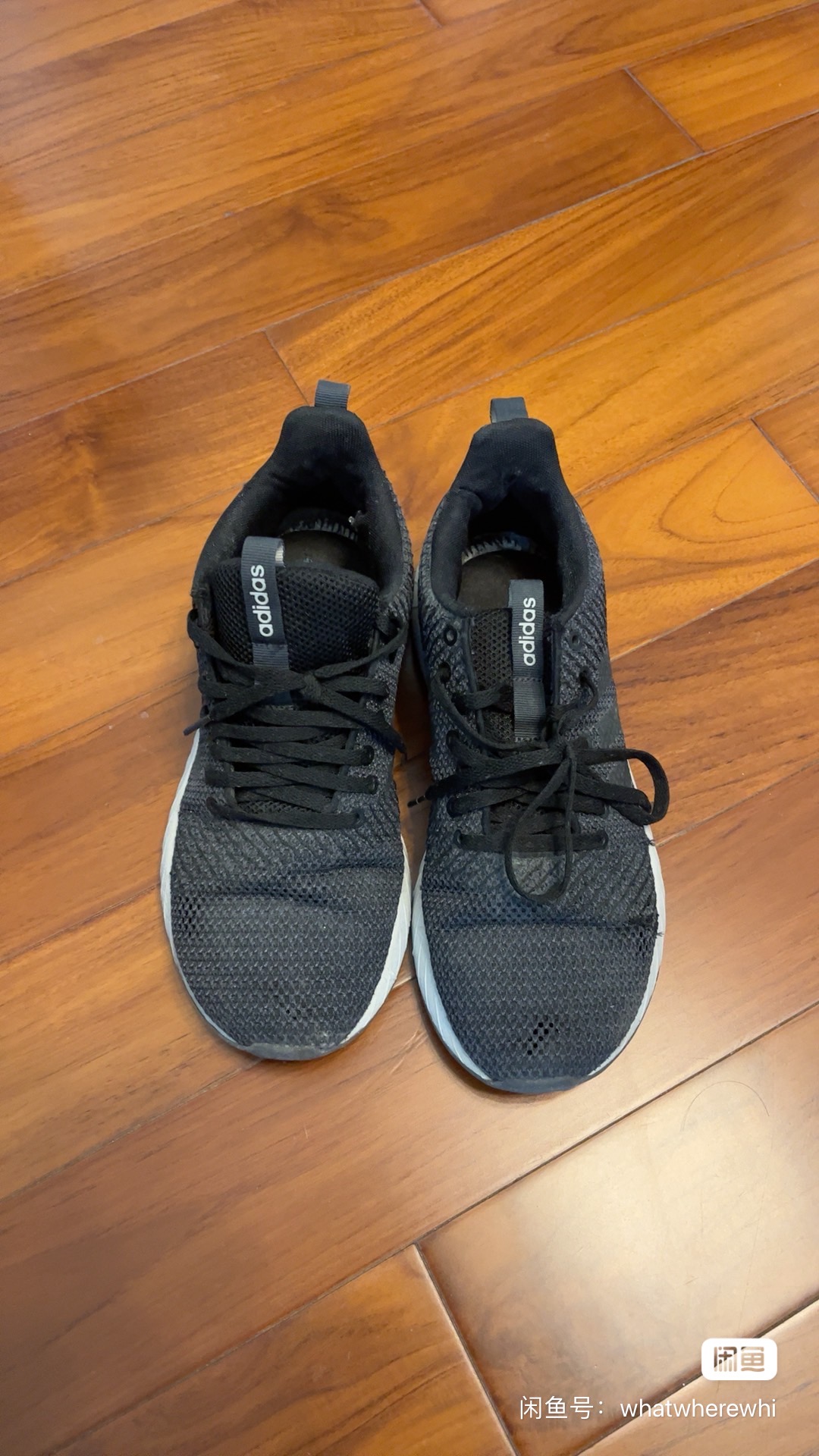 阿迪达斯Adidas休闲鞋