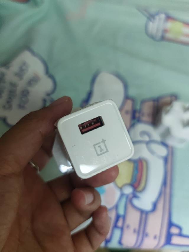 充电头
