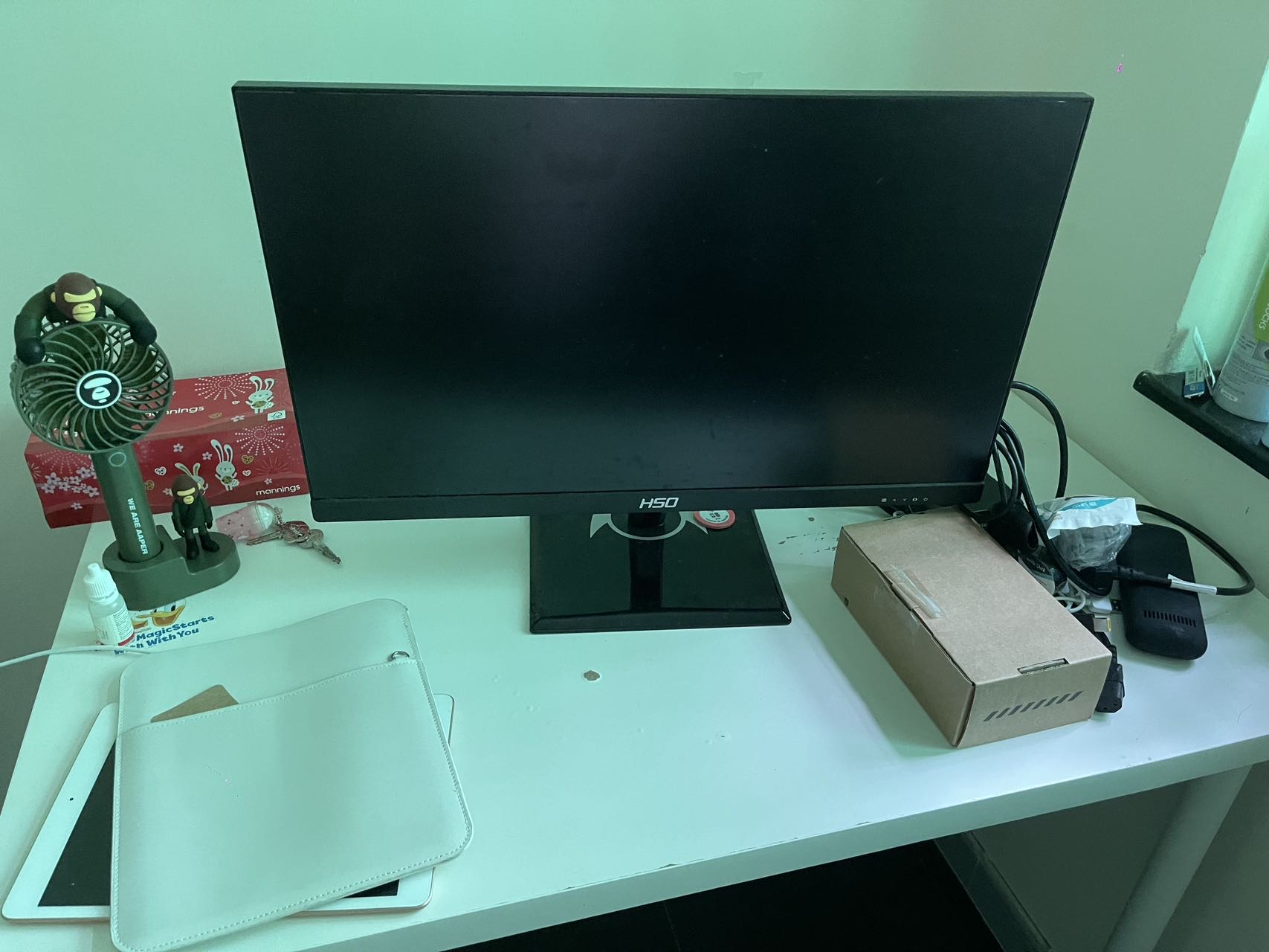 显示器