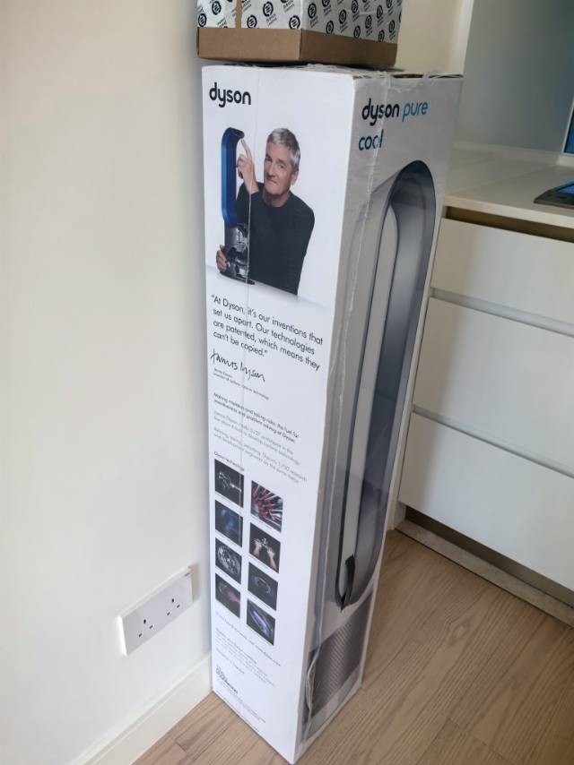 Dyson
Pure Cool™座地式二合一甩扇空氣 	
新機-TPO0(銀白色)