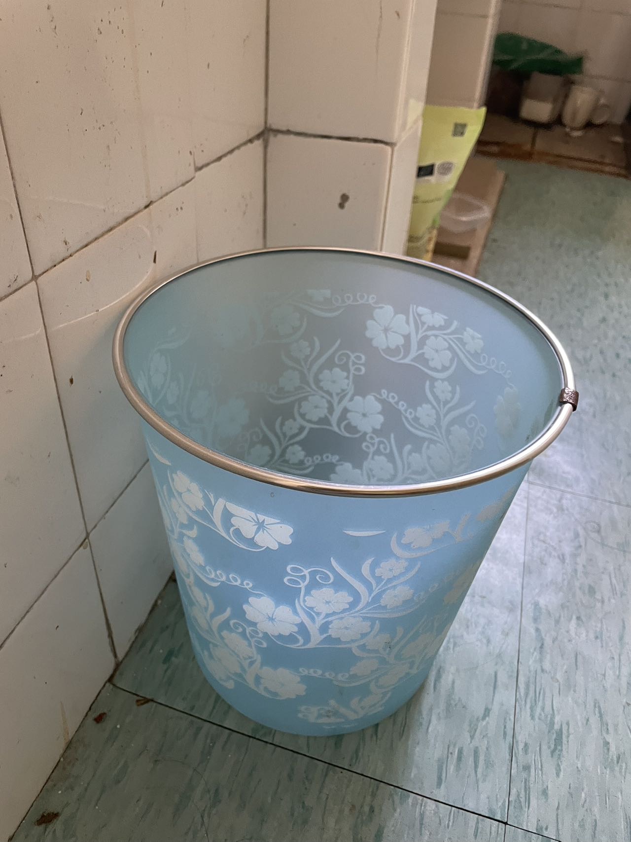 垃圾桶