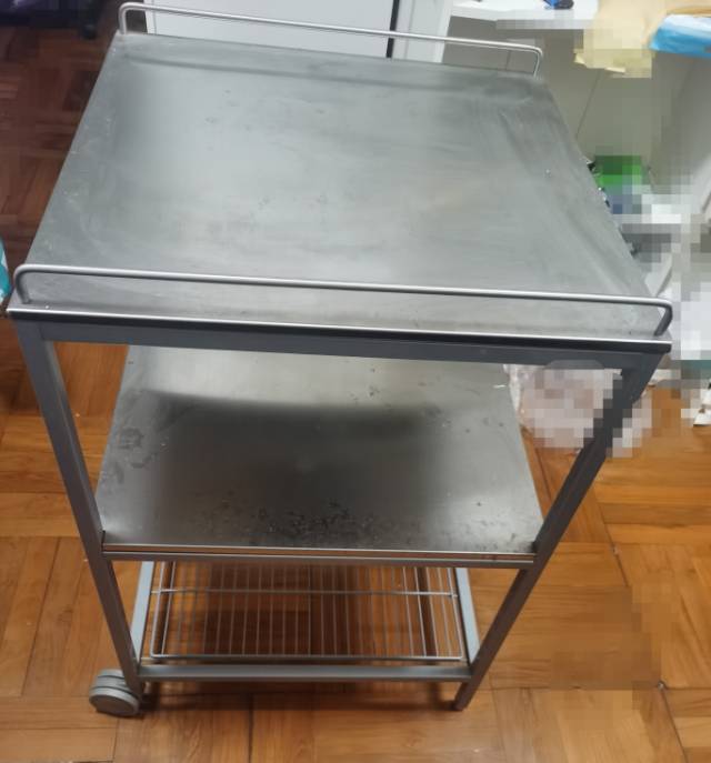 可移动储物架