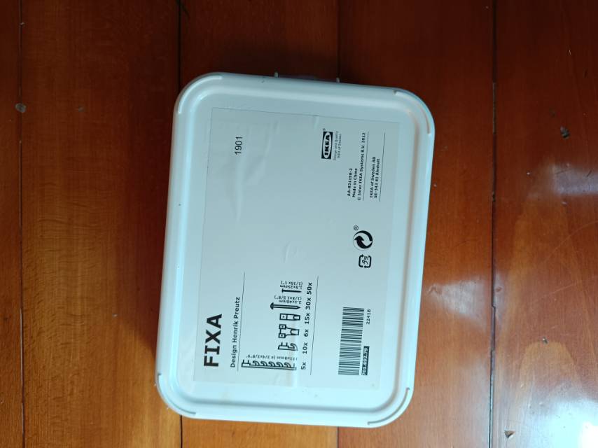 釘牆上小鈎