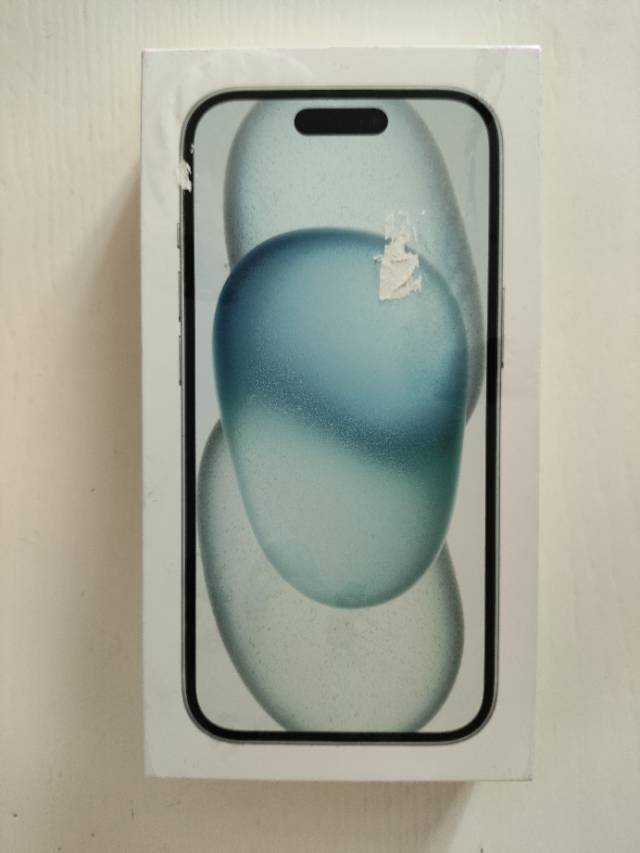 iPhone 15