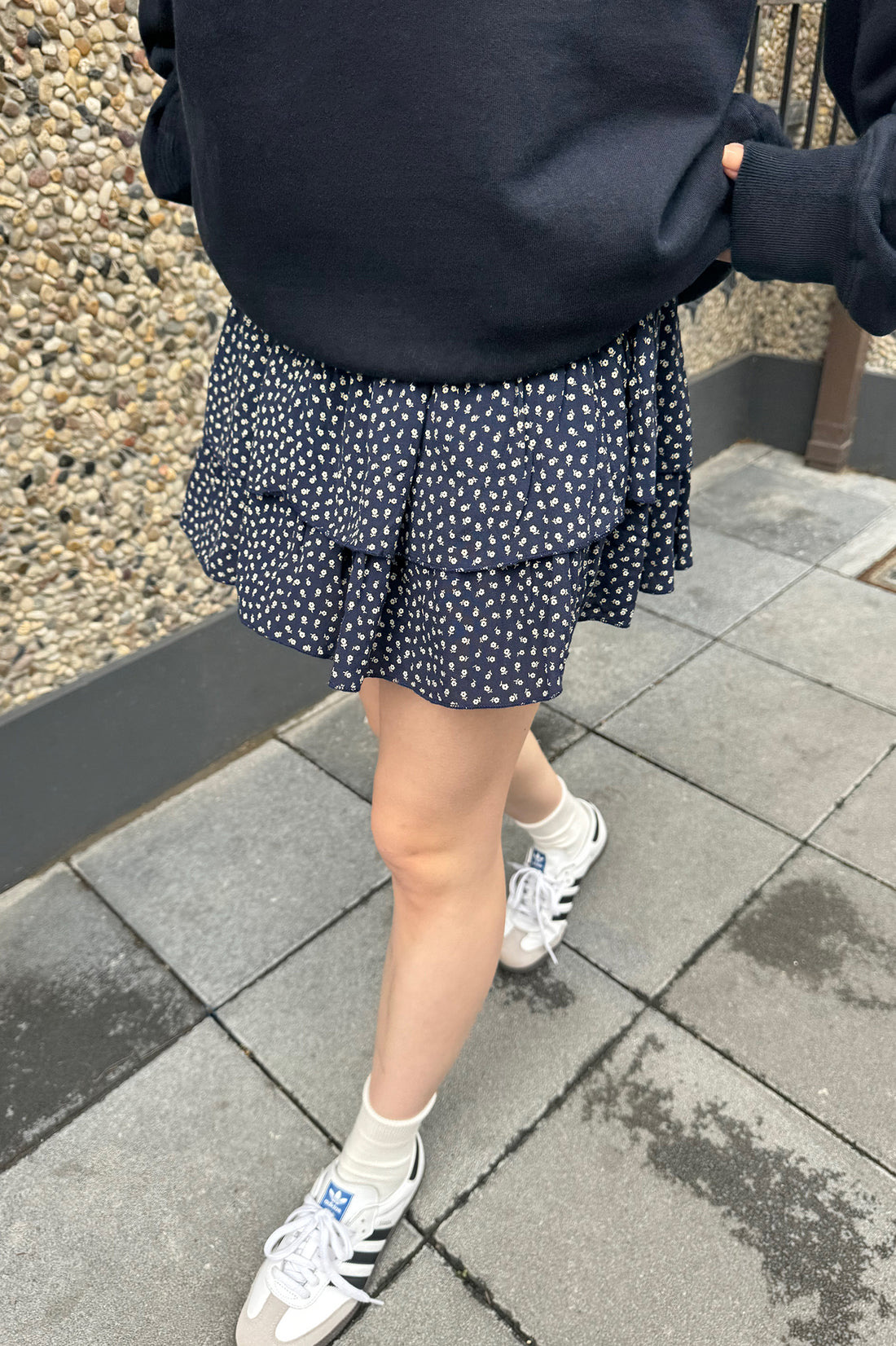 Brandy Melville 碎花半身裙