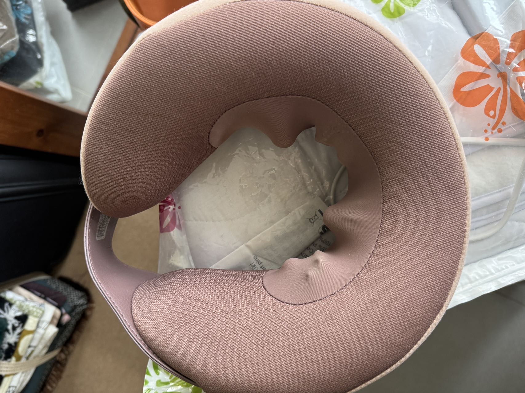 颈部按摩仪