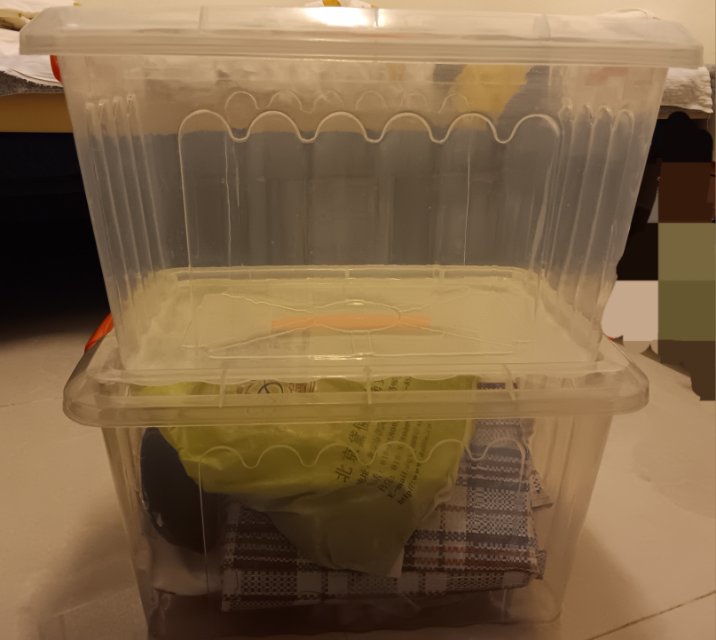 储物箱和宜家晾衣架