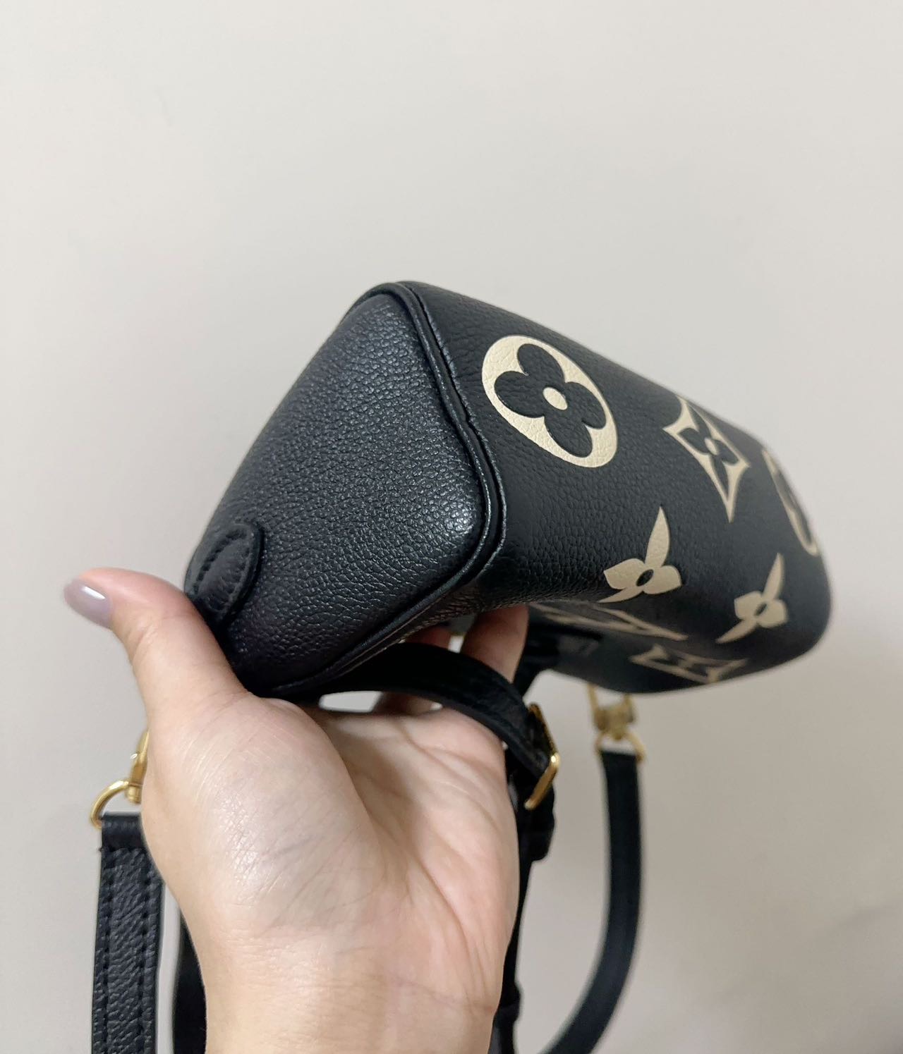 LV nano speedy波士頓包