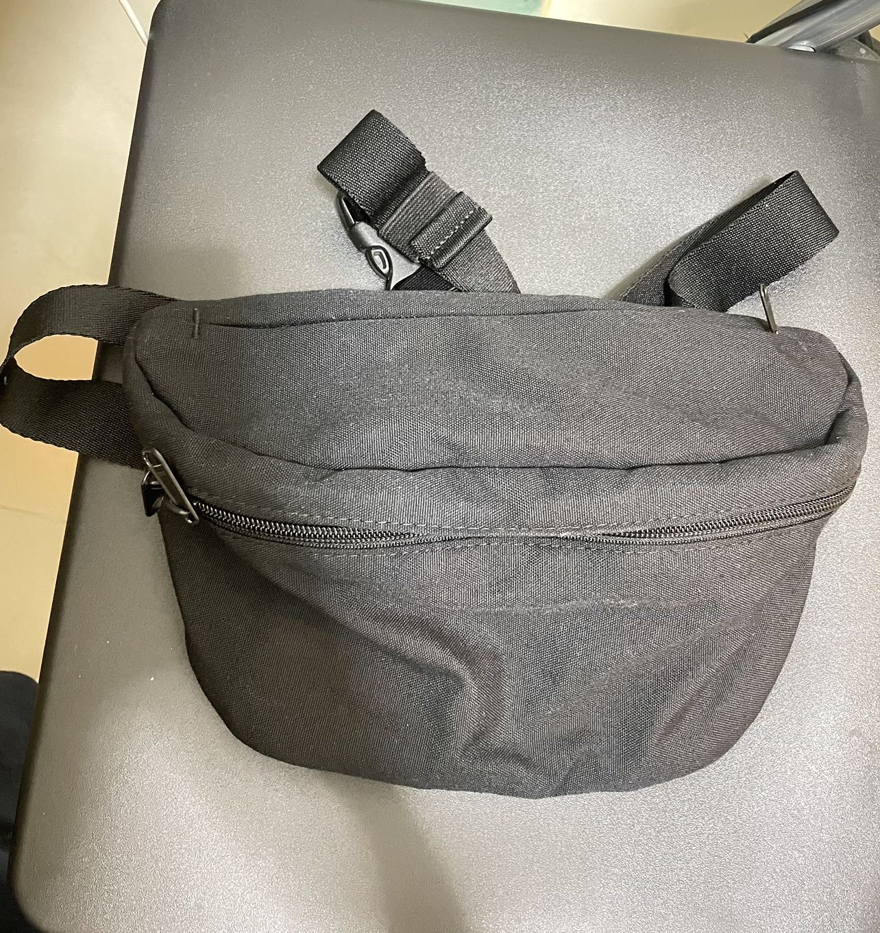 优衣库腰包