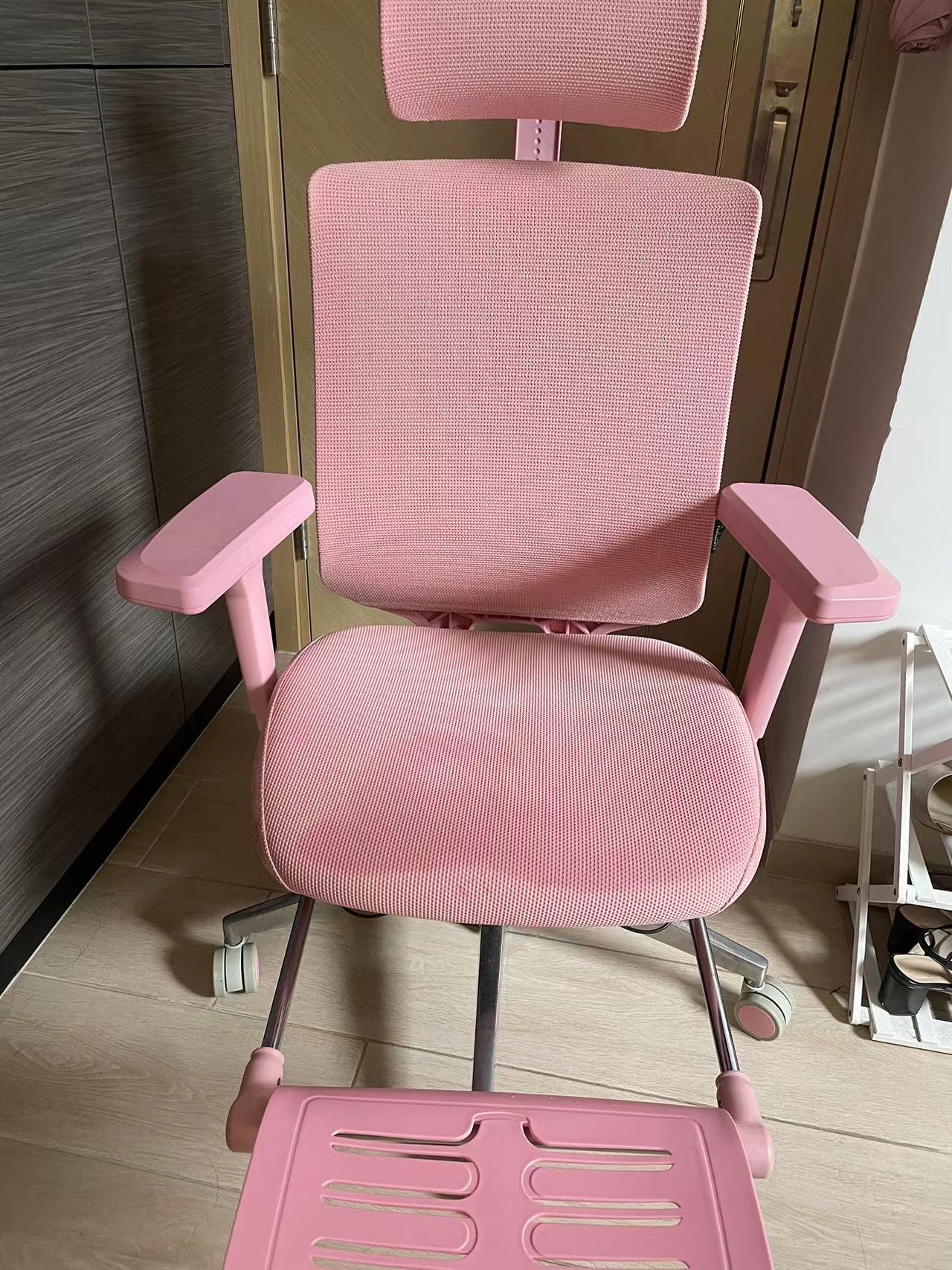 电脑椅