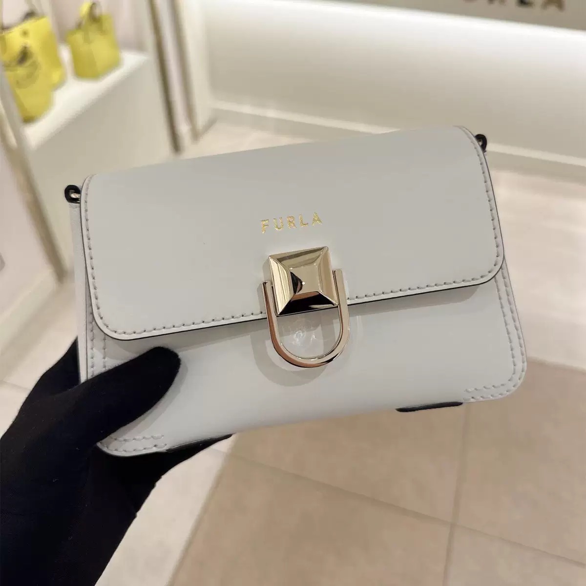 FURLA芙拉Furla芙拉Circe单扣翻盖单肩包斜挎包法棍包潮流百搭斜