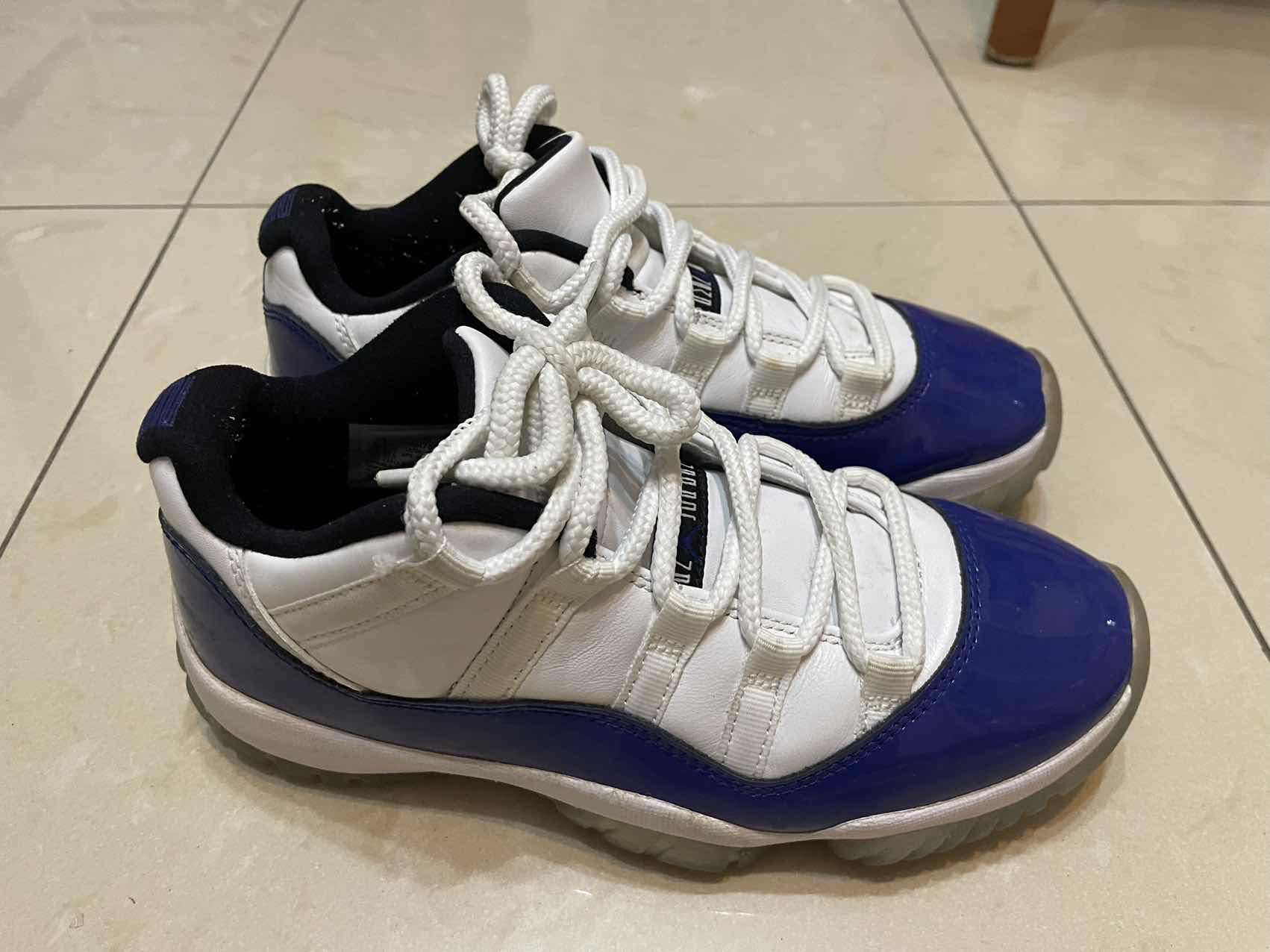 Air Jordan Retro Blue球鞋