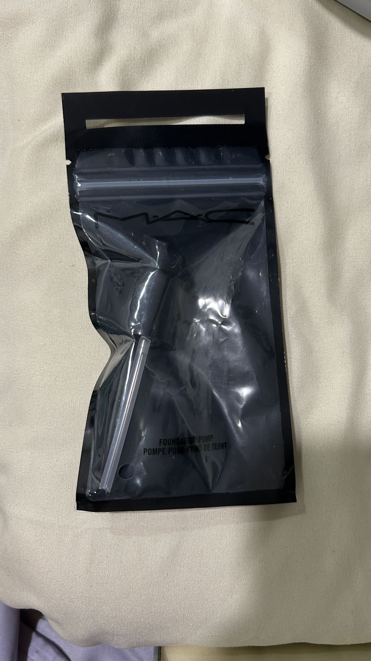 MAC粉底泵头