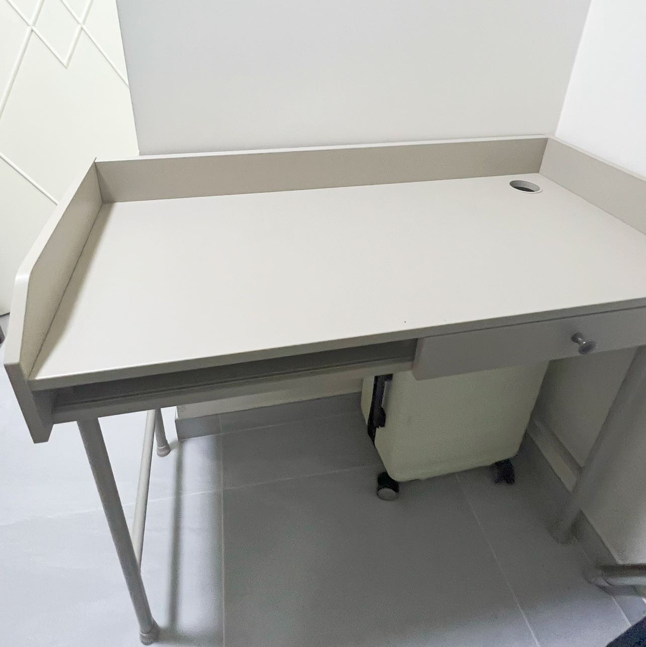 书桌 250hkd