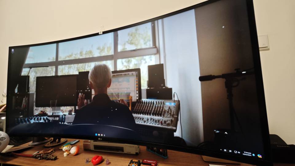 【直降1500】LG 39.7寸5K曲面顯示屏