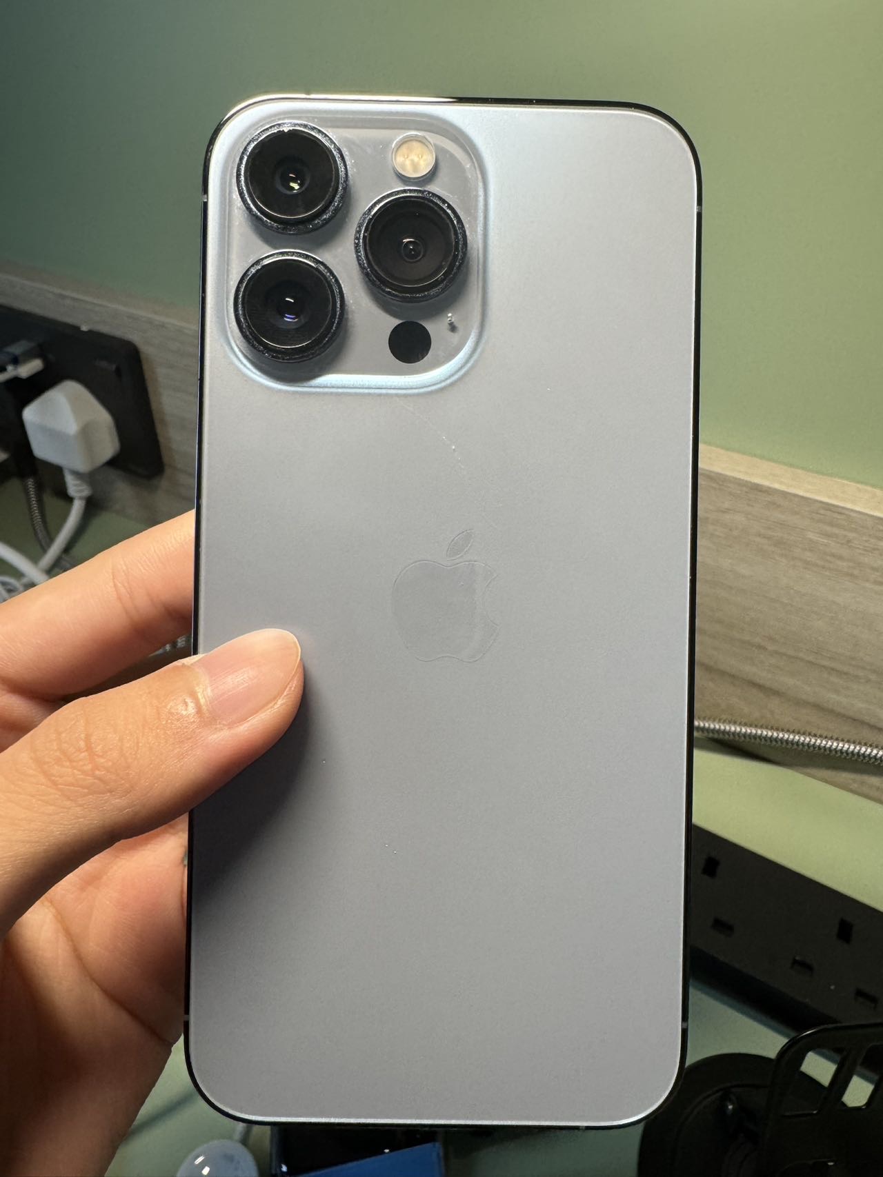 IPhone 13 pro 128g