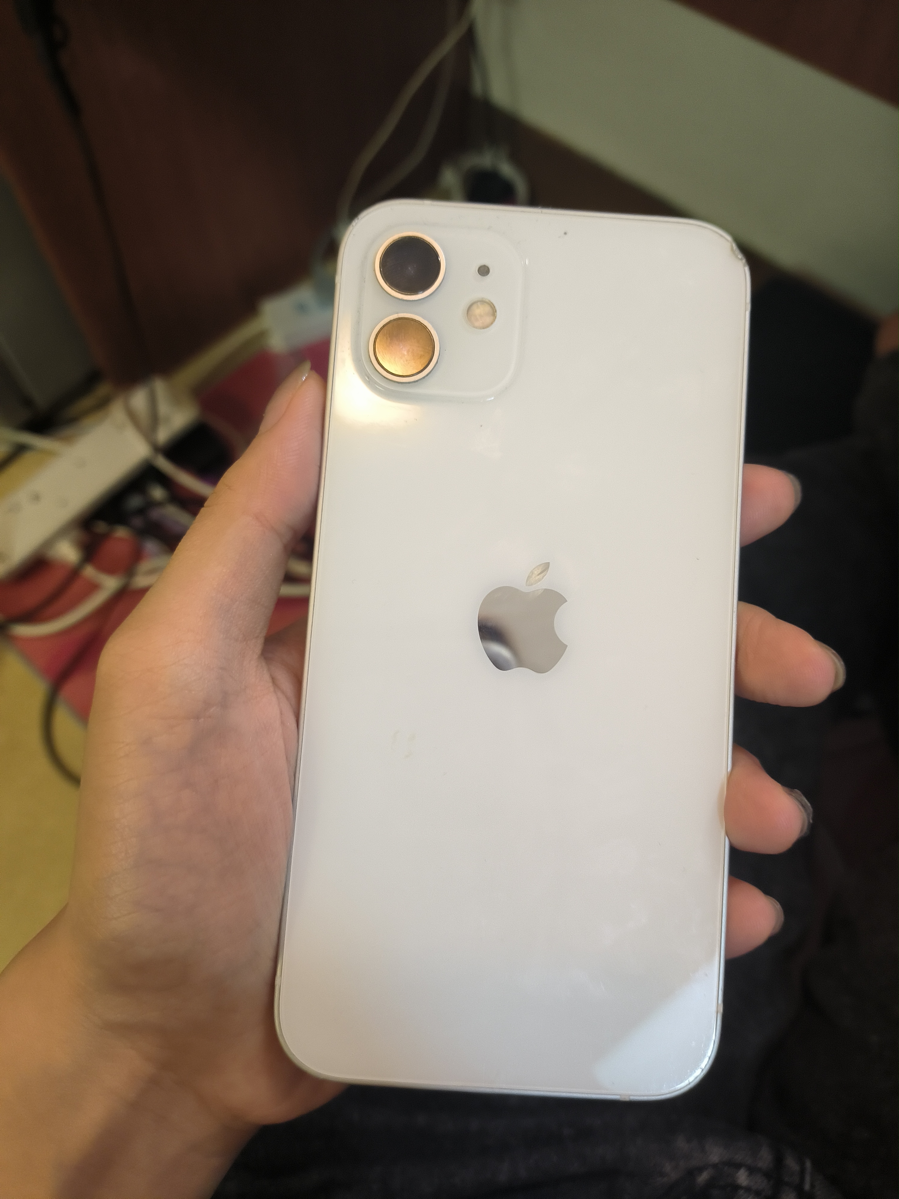 iPhone12