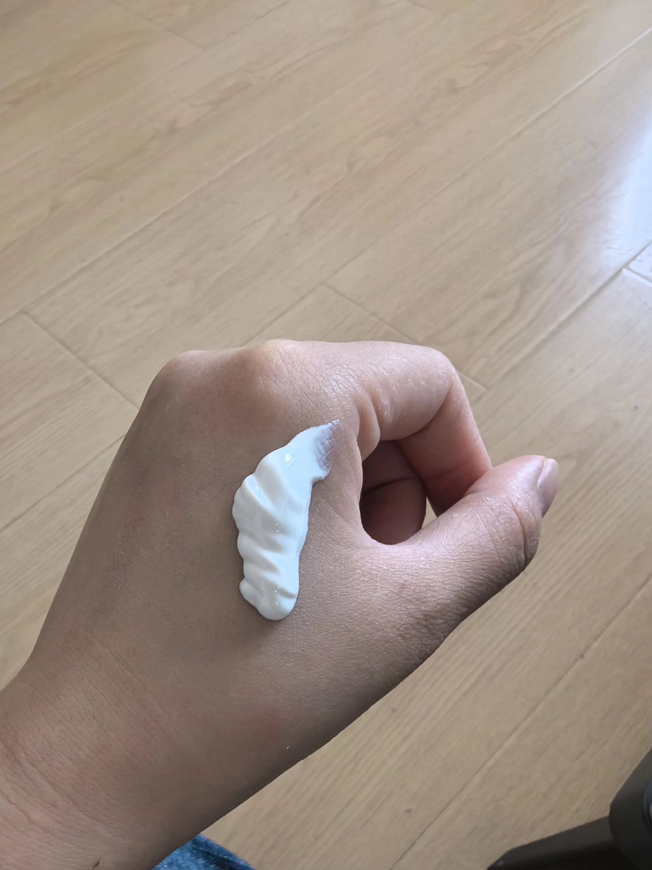 秀肤生防晒