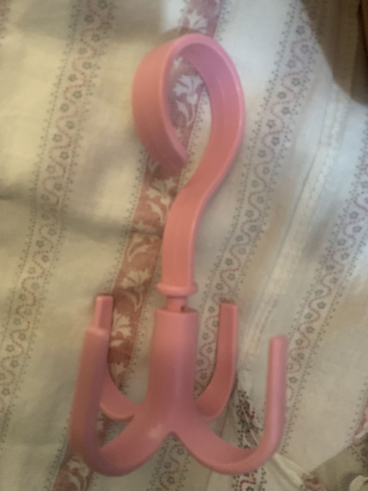 旋转挂钩四爪粉色