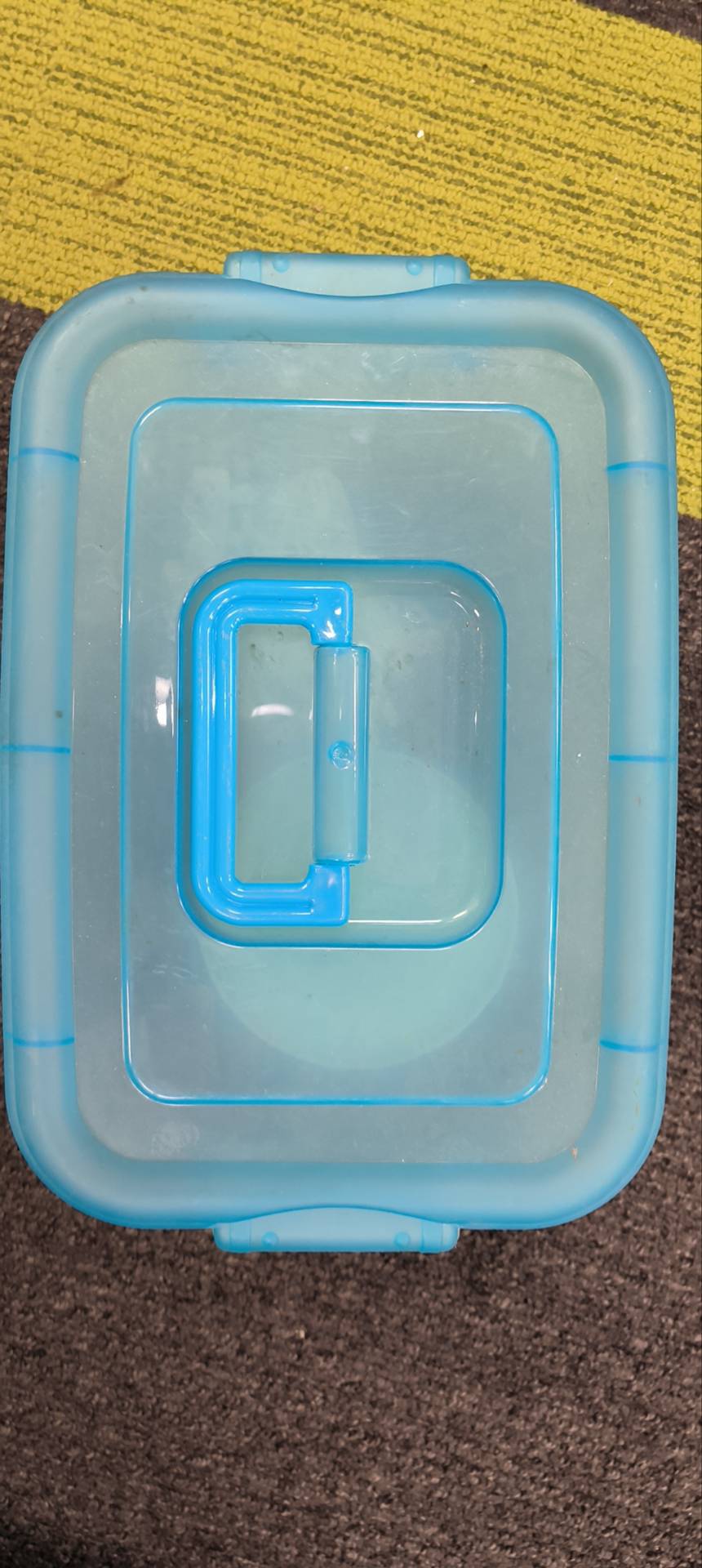 小的收纳盒