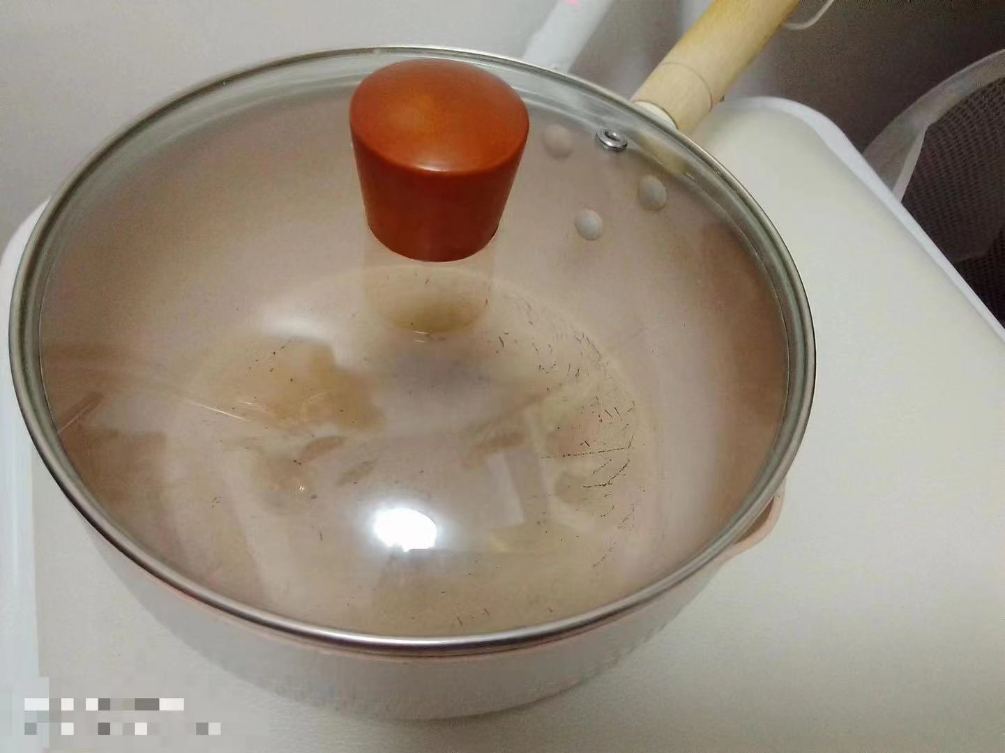 电磁炉可用煮锅
